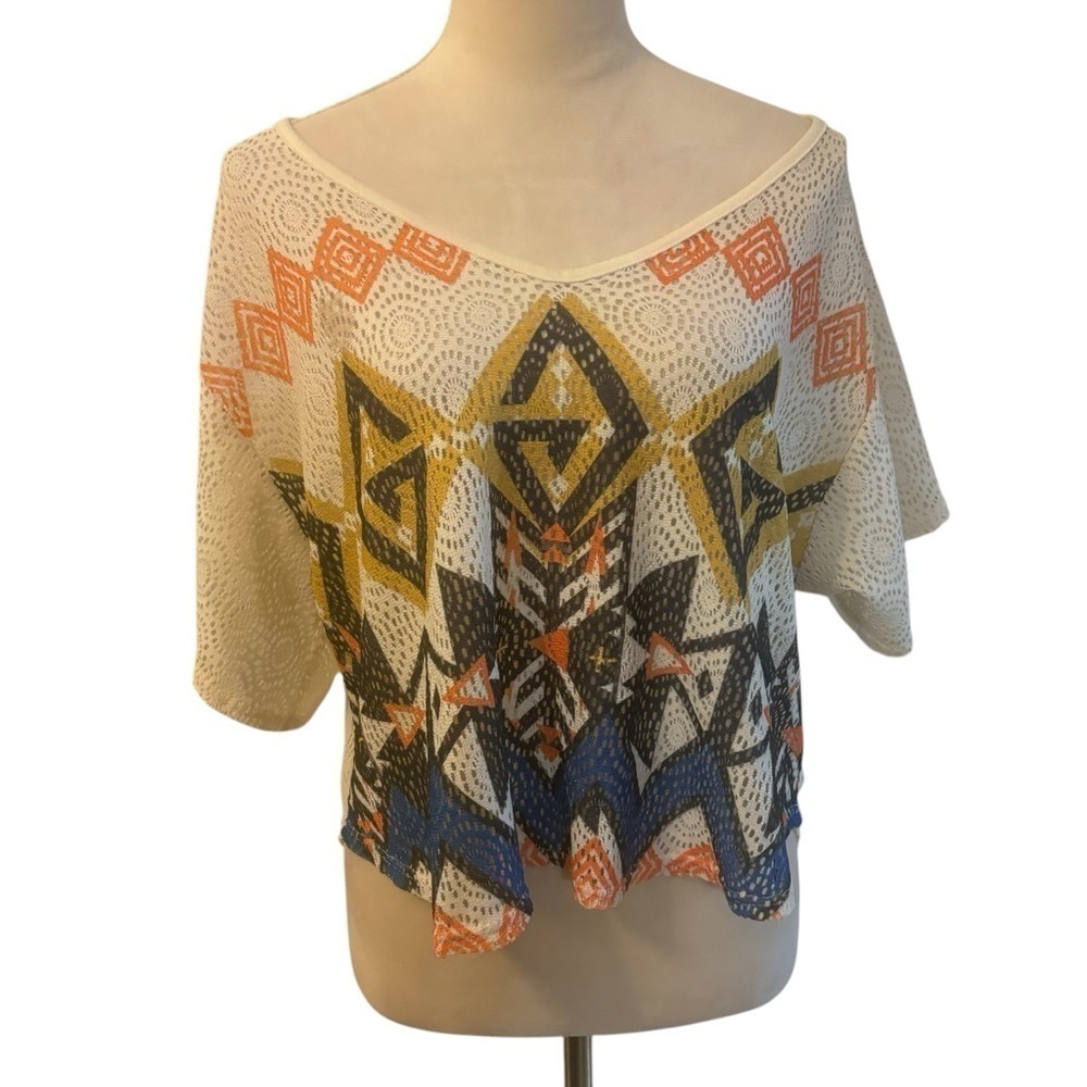 Mesh Cream Festival Geometric Print Short Sleeve Crop Shirt Size Medium/Large
